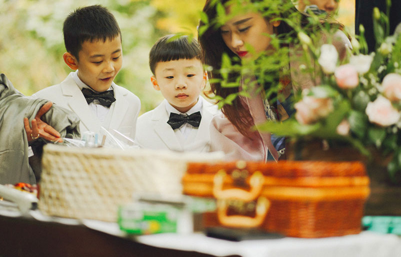 億（yì）采文化傳媒