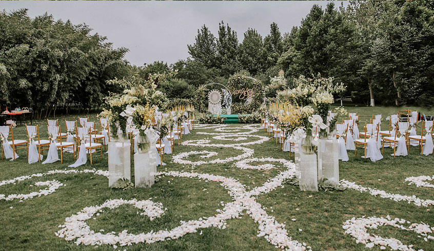 億采（cǎi）文化傳媒（méi）