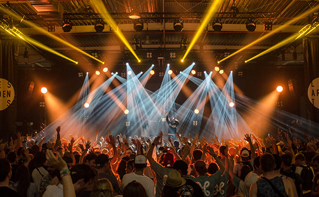 線上（shàng）發布會